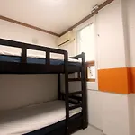 Hostel Ruman Stay